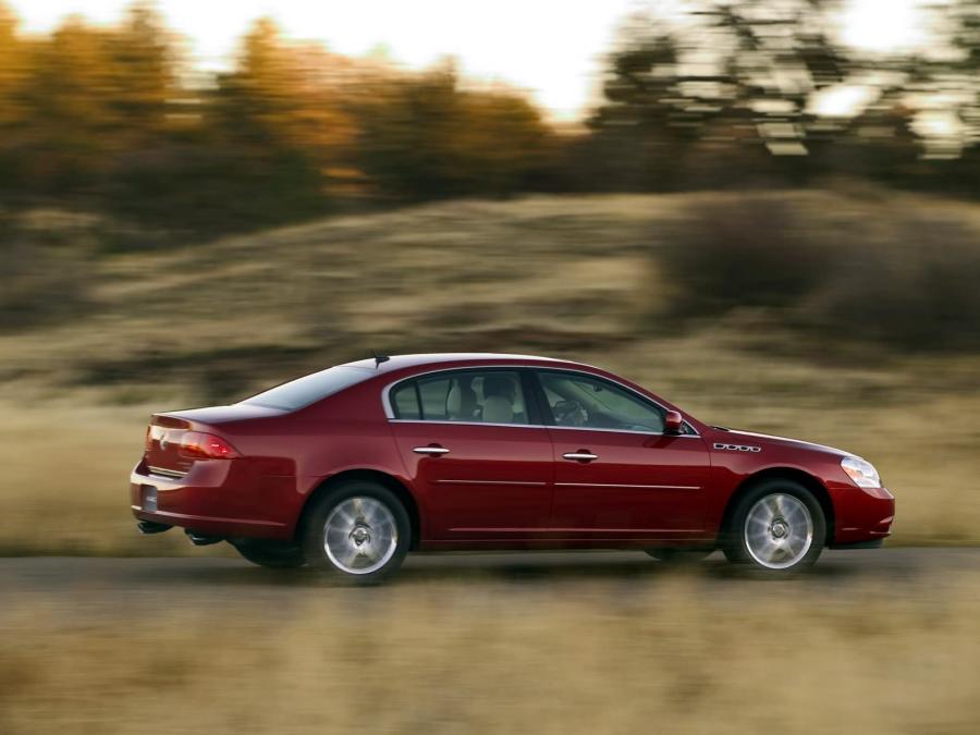  Buick Lucerne CXS 2006 года  (фото 36 из 45)
